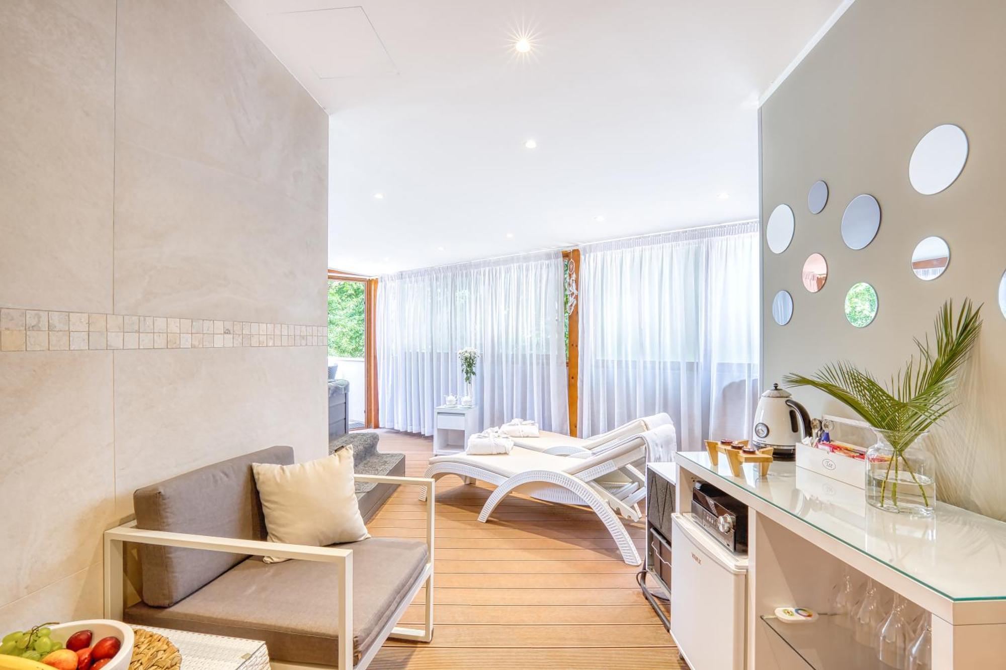 Boutique Hotel Santa Maria Novigrad Istria Exterior foto